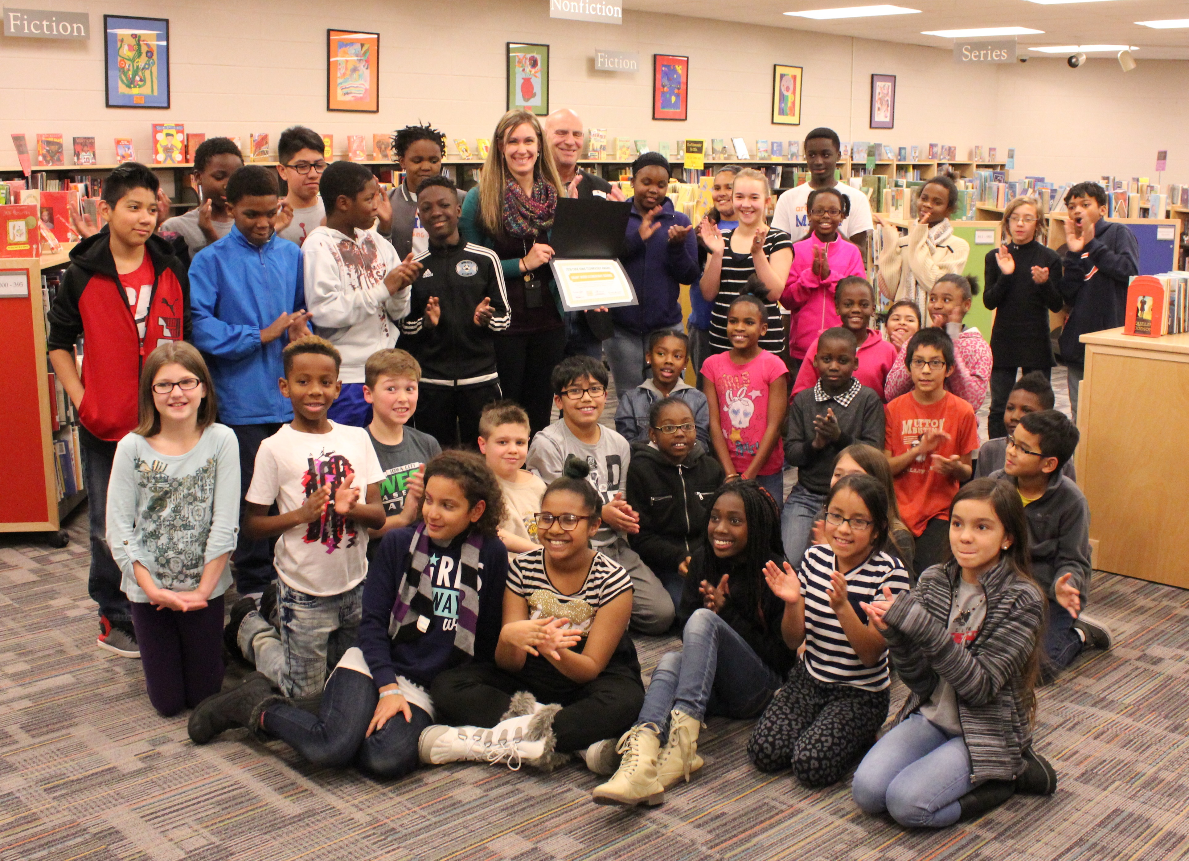 Grant Wood Elementary School receives Code Iowa Technology Award