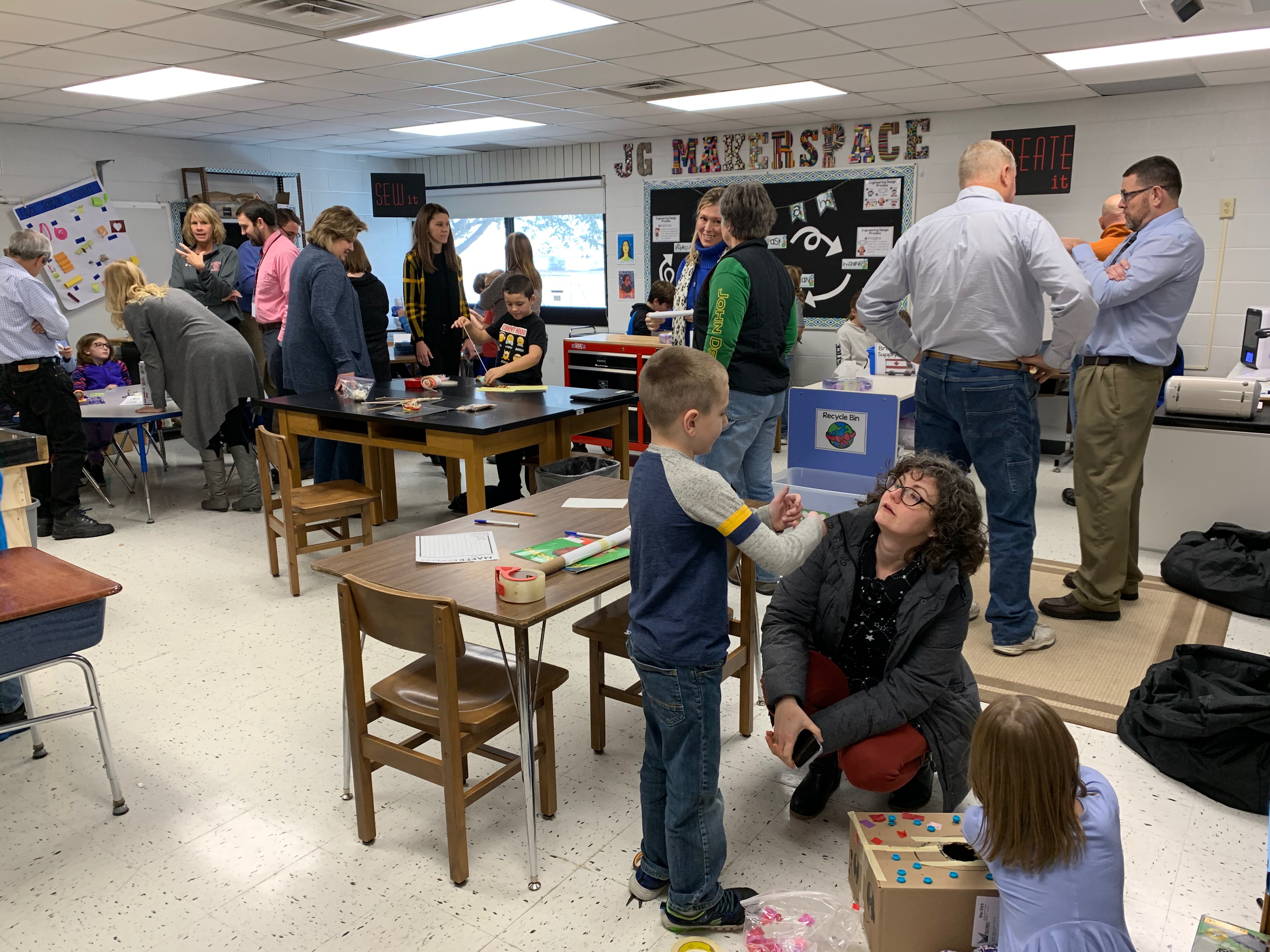 John Glenn Elementary Makerspace made possible through STEM Council Scale-Up Program