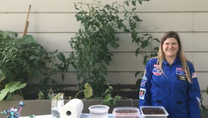 Iowa STEM Teacher Awardee Rhonda McCarthy shared a lesson about growing plants in space for STEM Day at the Fair.